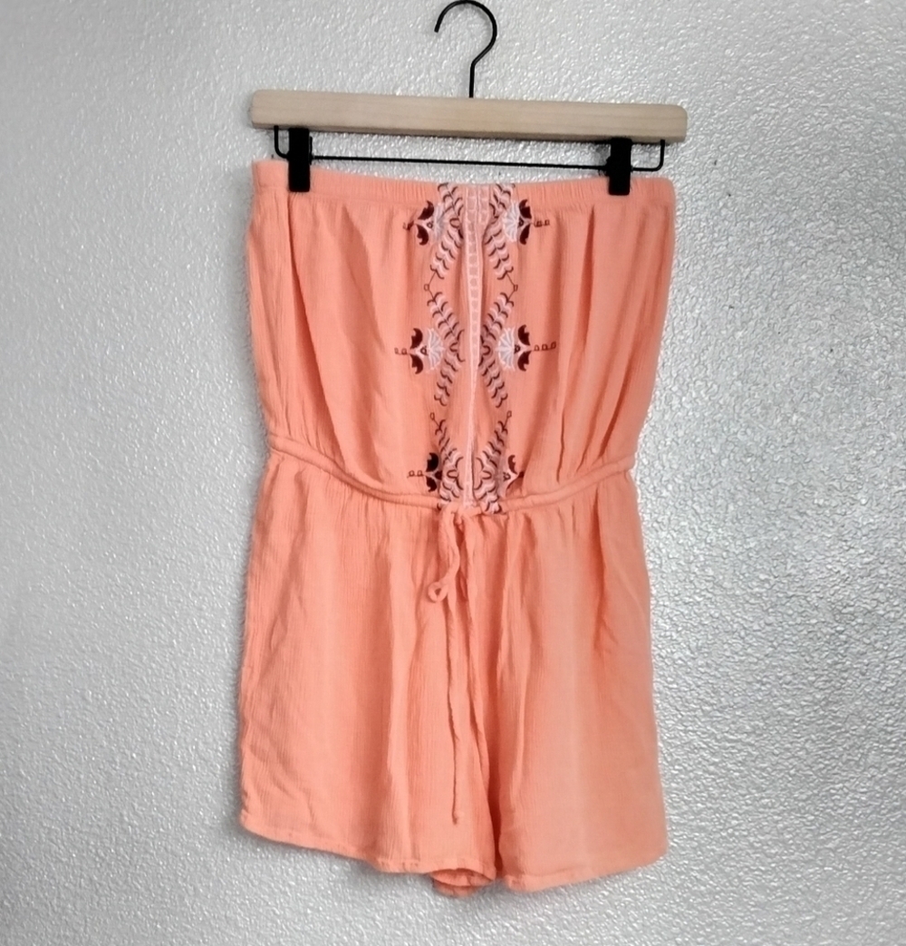 Speechless Women's Strapless Romper   Size S